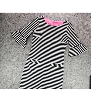 Lilly Pulitzer Damen XS schwarz weiß gestreift 3/4 Glockenärmel Aiden Kleid - Bild 1 von 12