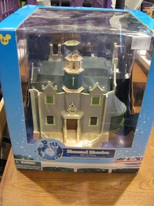 Disney Haunted Mansion Light Up Playset Theme Park Edition - Works Great! - Picture 1 of 15