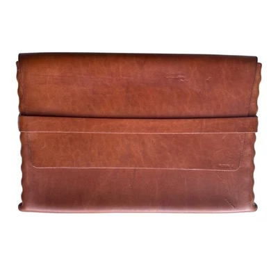 Bolso portafolio de cuero para computadora y documentos Billy Kirk en marrón Foto 1 de 4