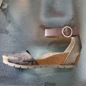  Earth Origins Kendra Kane Damen-Sandalen taupe 9,5 Knöchelriemen Kork Keilabsatz - Bild 1 von 6