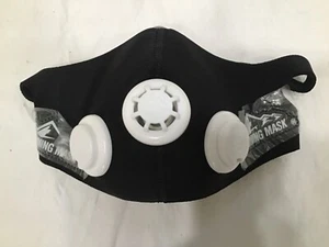 ELEVATION TRAINING MASK - NEW - Picture 1 of 3