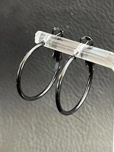 FUN NEW PAIR WOMEN'S HOOP EARRINGS 25MM BLACK - Picture 1 of 2