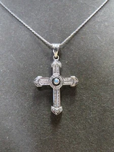 Solid 18K White GOLD DIAMOND CROSS PENDANT & Chain NECKLACE SET religious - Picture 1 of 19