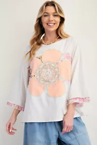 Easel Women's Crochet Daisy Flower Patch 3/4 Sleeve Top in Ecru - Picture 1 of 5