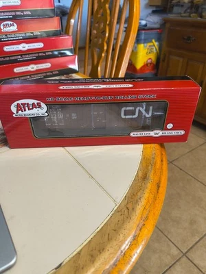 Atlas HO Scale NSC 5277 50' Plug-Door Boxcar Canadian National/CN/CNIS #413133 - Image 1 of 4