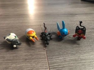 Pokemon TOMY 2 Inch Figures Lot of 5 - Picture 1 of 12