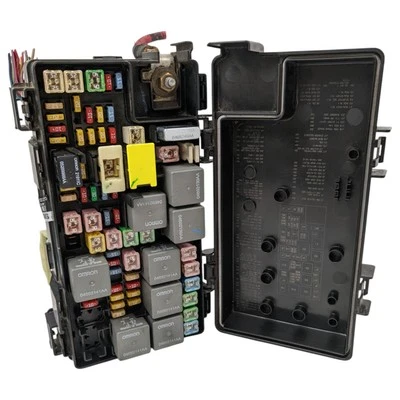 04692235AH Dodge 2008 2009 Nitro Jeep Liberty Fuse Box Integrated TIPM TEMIC I56 - Image 1 of 4