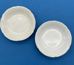 Antique 2 Johnson Brothers England White Ironstone 3" Butter Pats Scalloped Edge - Picture 1 of 8