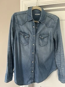 GAP Women's Classic Western Shirt with Pearl Snap Buttons - Size XS - Picture 1 of 7