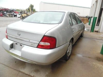 Puerta delantera derecha usada cristal delantero se adapta a: Nissan Altima 2000 delantero derecho grado A Foto 1 de 4