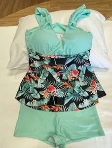 Swimtop &shorts Esprlia XL ￼ Two Piece Women￼ Green NWT - Picture 1 of 8