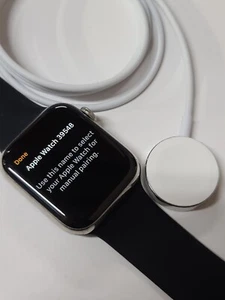 Apple Watch Series 5 HERMES, 44mm,GPS +LTE, Silver :SW141 - Picture 1 of 9