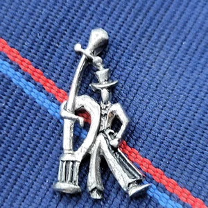 Unique Tuxedo Man Holding on Lamp Post w Cane Top Hat Tie Tack or Hat Lapel Pin - Picture 1 of 11