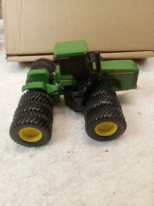 John Deere 9420 4wd 12 Wheel Tractor W/ Triples Mainstreet Ertl 1:64. T53 - Picture 1 of 5
