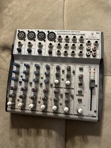 Behringer Eurorack UB1202 Ultra Low-Noise Design 12-Input 2-Bus Mic/Line - Picture 1 of 4