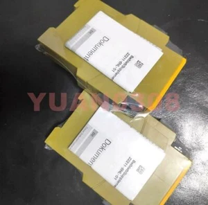 NEW Pilz 777307 safety relay DHL Fast delivery - Picture 1 of 3