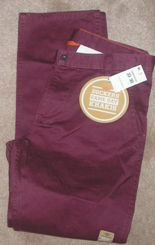 NEW NCAA Texas A&M Aggies Gameday Dockers Pants Men 33 X 30 NEW NWT Cover