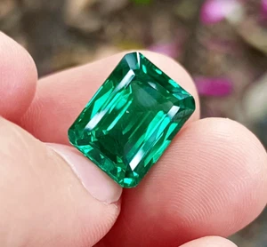Flawless Natural 15.00 Ct Green Emerald EGL Certified Emerald Cut Loose Gemstone - Picture 1 of 5