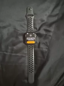 Apple Nike Series 5 GPS 44mm Smartwatch - Space Gray Aluminum (MX3W2LL/A) - Picture 1 of 7