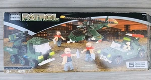 Seltener 2002 Mega Bloks Patrol Military Bloks 9732 Hubschrauber Jeep + Extras - Bild 1 von 17