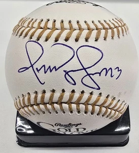 Omar Vizquel Autograph Gold Glove Award  Baseball Auto JSA - Picture 1 of 3
