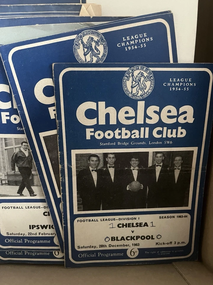 Chelsea Programmes 1960 Onwards Job Lot - Image 1 of 4