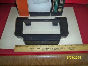 HARLEY DAVIDSON TOURING ROAD STREET GLIDE OIL COOLER COVER 62533-11 - Picture 1 of 2