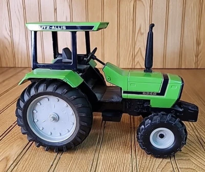 DEUTZ-ALLIS 6240 TOY TRACTOR - ERTL - Image 1 of 4