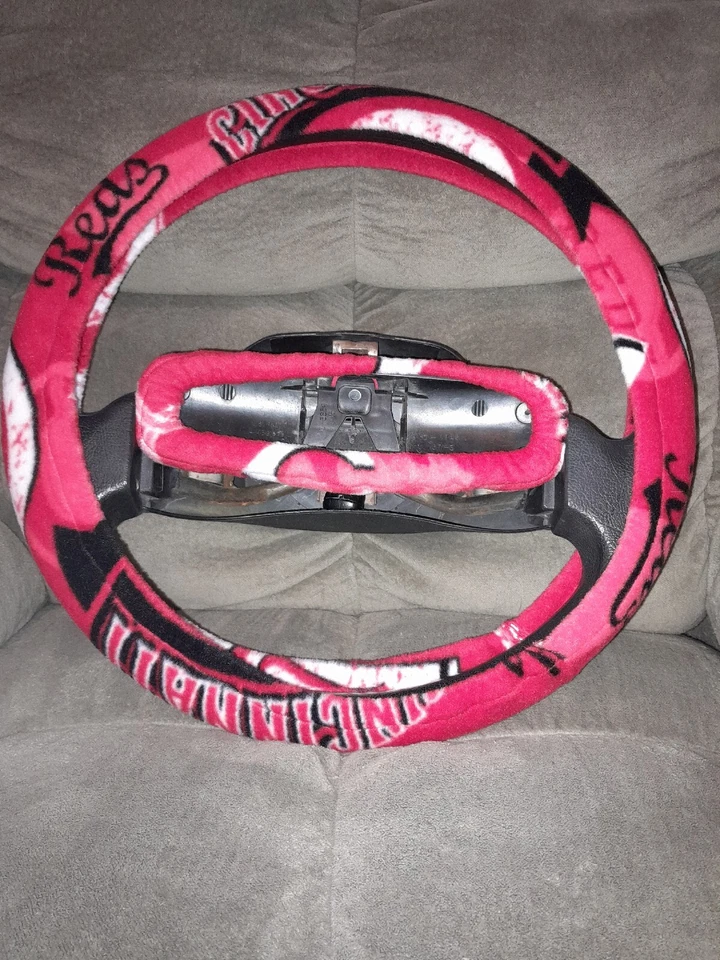 JUEGO DE VOLANTE Y ESPEJO RETROVISOR POLAR CINCINNATI REDS Foto 1 de 1