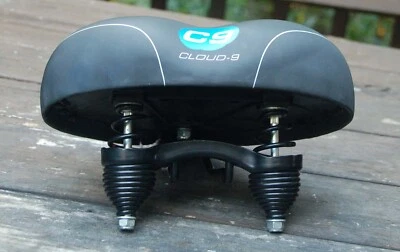 Cloud-9 Cruiser  10.5" x 10.75", Black Soft Vinyl - Image 1 of 4