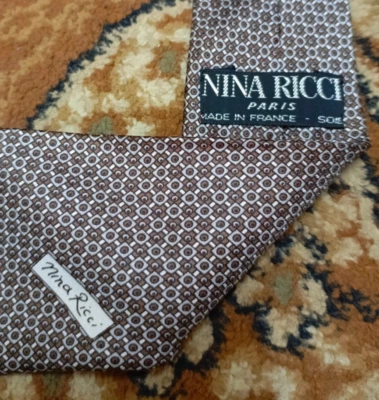 Corbata de cuello geométrica elegante 100 % seda clásica Nina Ricci Paris vintage para hombre Foto 1 de 4
