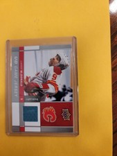 Lanny McDonald 2009-10 Upper Deck Game Jersey #GJ2-LM Calgary Flames HOF