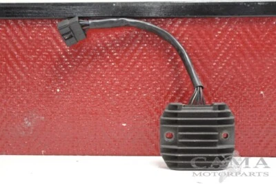 VOLTAGE REGULATOR Kawasaki ZX 6 R 1998-1999 (NINJA ZX-6R ZX600G-H) 210661099 Foto 1 de 2