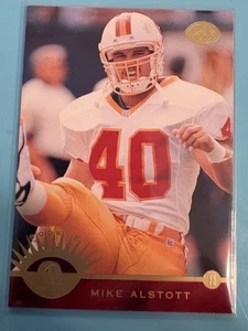 1996 Leaf - Mike Alstott #185 (RC) - Red With Gold Foil - Parallel - Picture 1 of 2