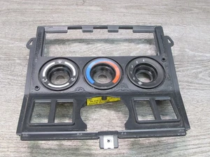 00-02 BMW E36/7 Z3 CENTER CONSOLE CLIMATE PANEL MOUNT BRACKET 8397702 OEM - Picture 1 of 12