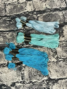 Vintage Star Six Strand Cotton American Thread Floss 17 Skeins of Blues - Picture 1 of 4
