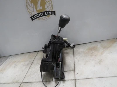 Toyota Camry 2014 palanca de cambios de piso Foto 1 de 4