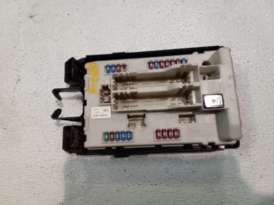 Fuse Box Engine VQ37VHR Engine/Cabin Compartment Fits 10-13 INFINITI G37 354767 Foto 1 de 4