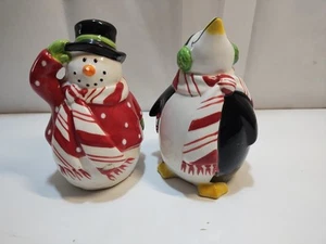Pinguin Schneemann Salz Pfefferstreuer Weihnachten Santa and Friends Tonkunst LESEN - Bild 1 von 12