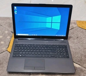 Slim HP Pavilion 255 G7 ,15.6" Laptop,AMD A4-9125 ,4GB Ram,128GB SSD,Window 10 - Picture 1 of 11