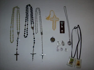 Konvolut alter bis jetzt religiöser katholischer Rosenkranz, Medaillen, + Verschiedenes - Bild 1 von 19