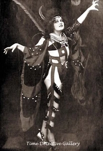 Fern Andra in 1920 Silent Film "Tale of a Vampire"- Vintage Photo Print - Picture 1 of 1