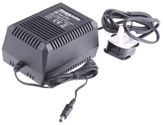 1 x 1 x Mascot 24V dc Power Supply, 1A, 3-Pin UK Connector - Image 1 of 1