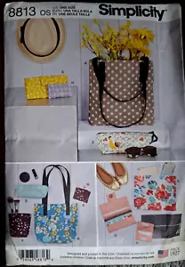 SIMPLICITY SEWING PATTERN - BAGS in ASSORTED STYLES and SIZES - LOOK! - Picture 1 of 1