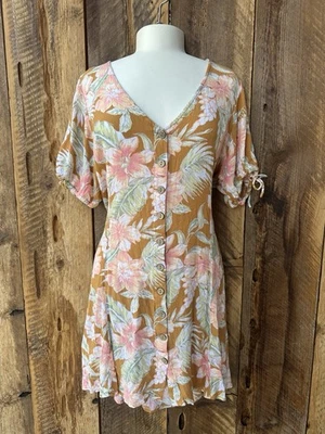 Vestido de verão Rip Curl tamanho M BoHo midi com botões mangas de amarrar floral tropical fluido - Imagem 1 de 4