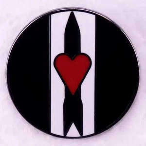 Love and Rockets - Enamel Pin - Picture 1 of 1