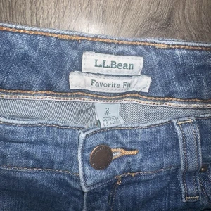 L.L. Jeans donna Bean Favorite Fit taglia 2P Petite Medium lavaggio scuro - Foto 1 di 7