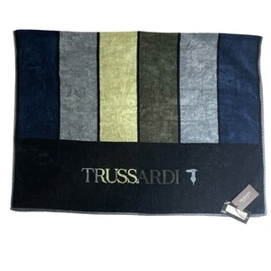 Trussardi Rascacielos Telo Toalla de Baño Verde Lujo 95cm X 150cm NUEVO - Imagen 1 de 9