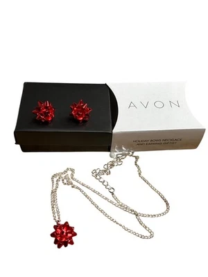 Conjunto de regalo de collar y pendientes Avon Holiday Bows cadena roja plateada nuevo en caja Foto 1 de 3