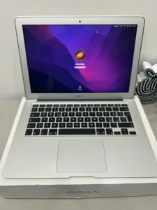 MacBook Air 13" 2015 i5 dual core 1,6ghz Ram 8gb SSD 256gb batteria 70 cicli - Foto 1 di 5